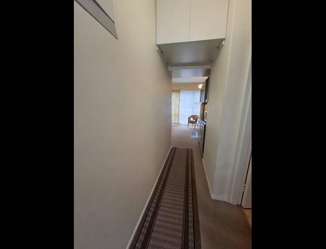 1 BEDROOM PROPERTY TO RENT IN RONDEBOSCH